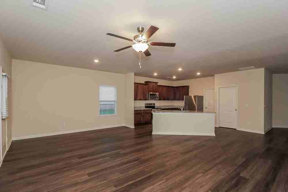 108 Innis Brook Cir - Photo 3 of 16