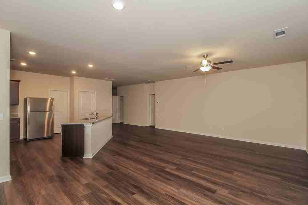 108 Innis Brook Cir - Photo 4 of 16