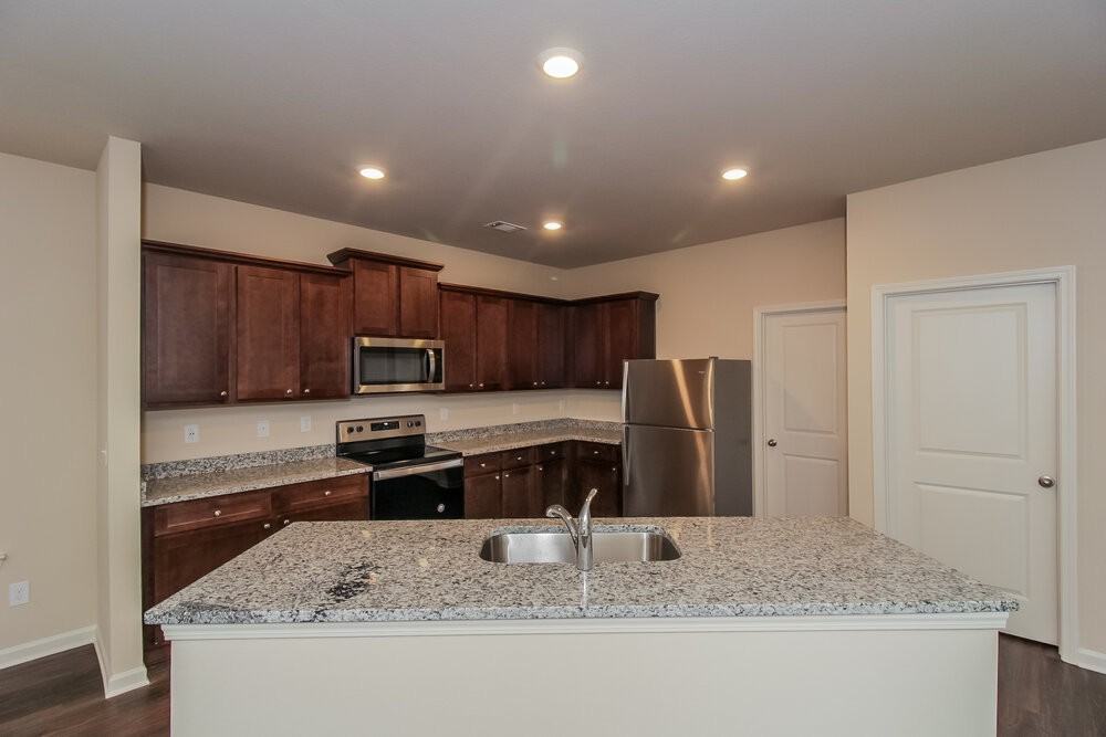 108 Innis Brook Cir - Photo 7 of 16