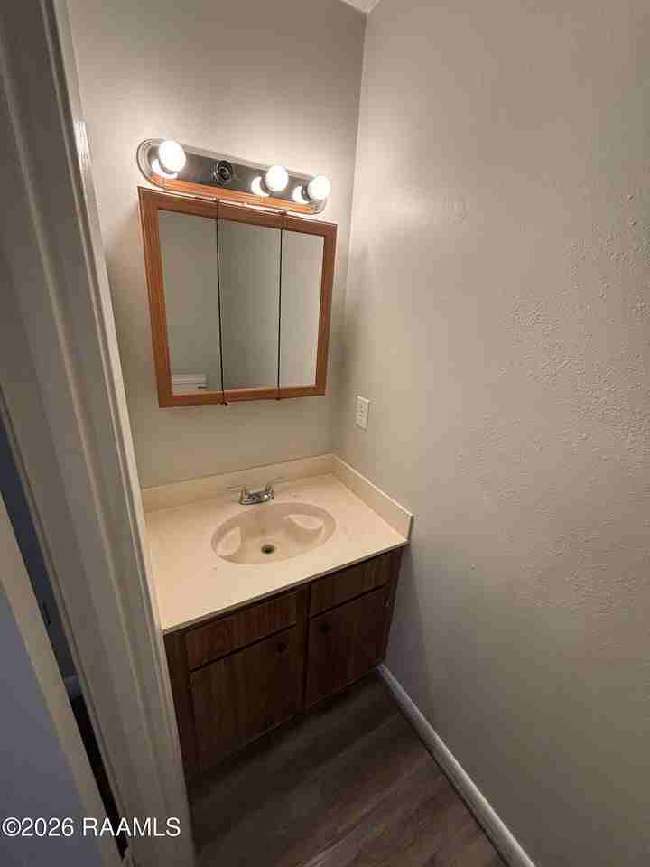 108 Cantal Dr Apt B - Photo 7 of 12