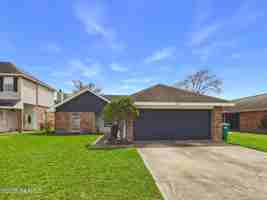 featured image of 115 La Rue Vil