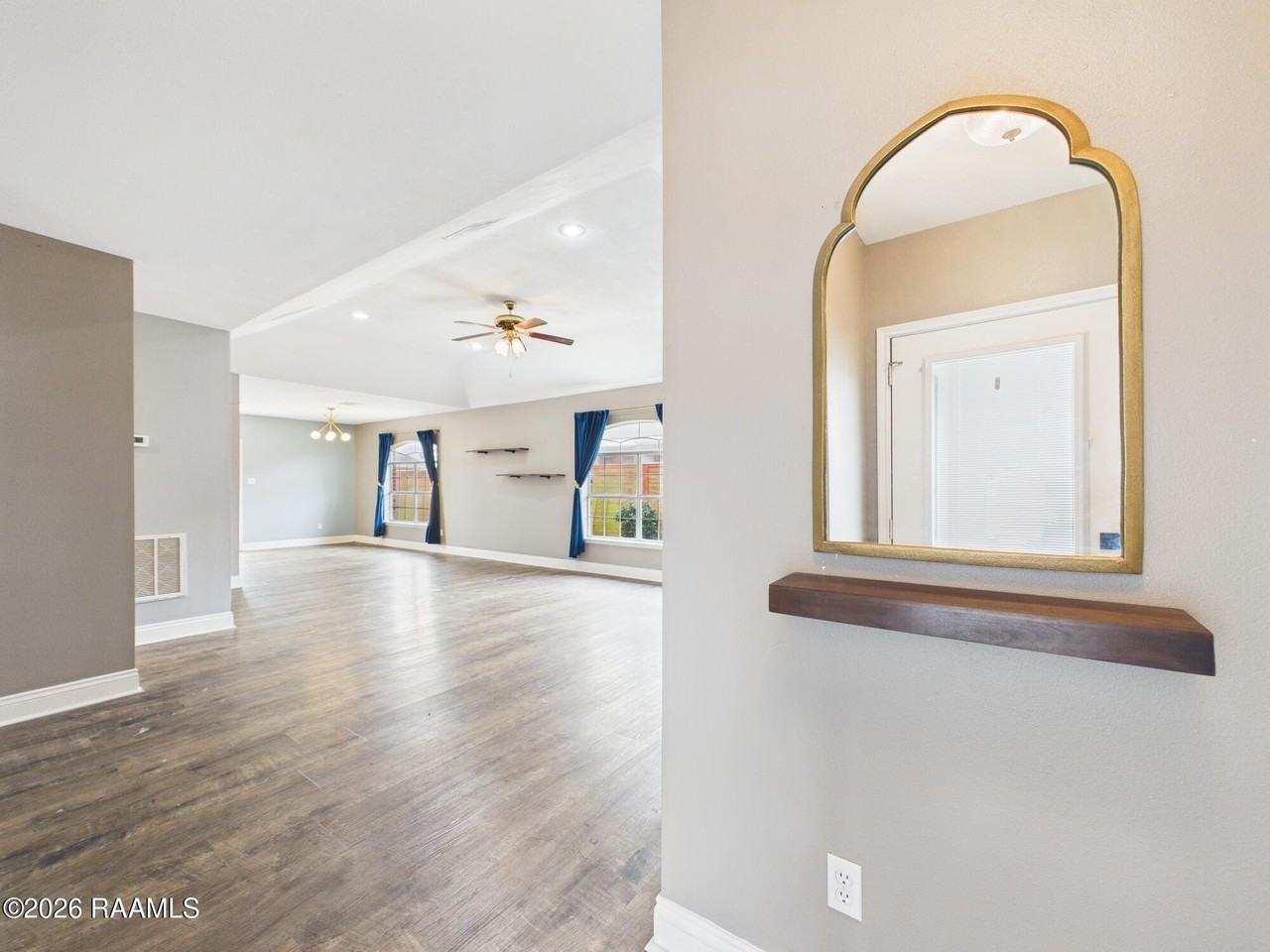 115 La Rue Vil - Photo 2 of 39