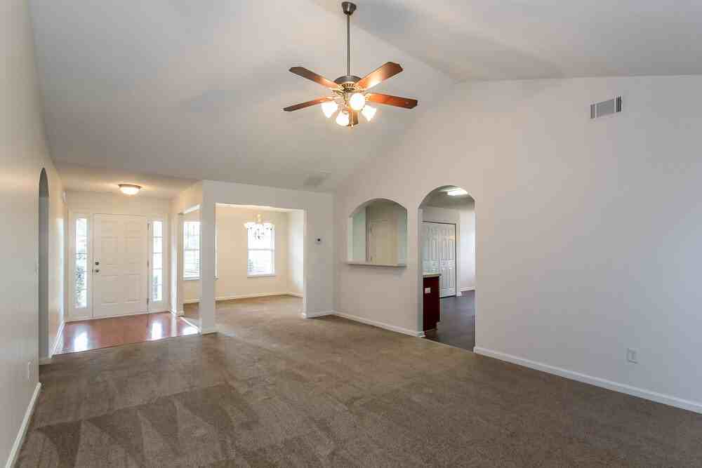 448 Camella Cir - Photo 2 of 15