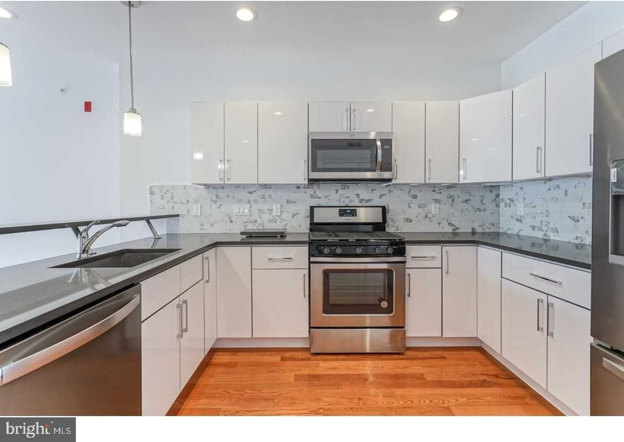 1629 Swain St Apt 3 - Photo 2 of 18