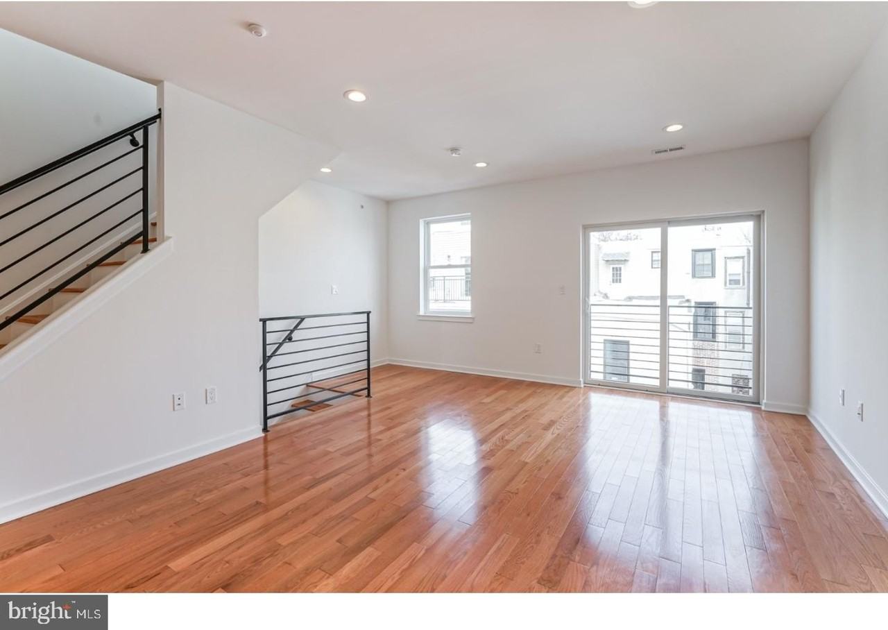 1629 Swain St Apt 3 - Photo 5 of 18