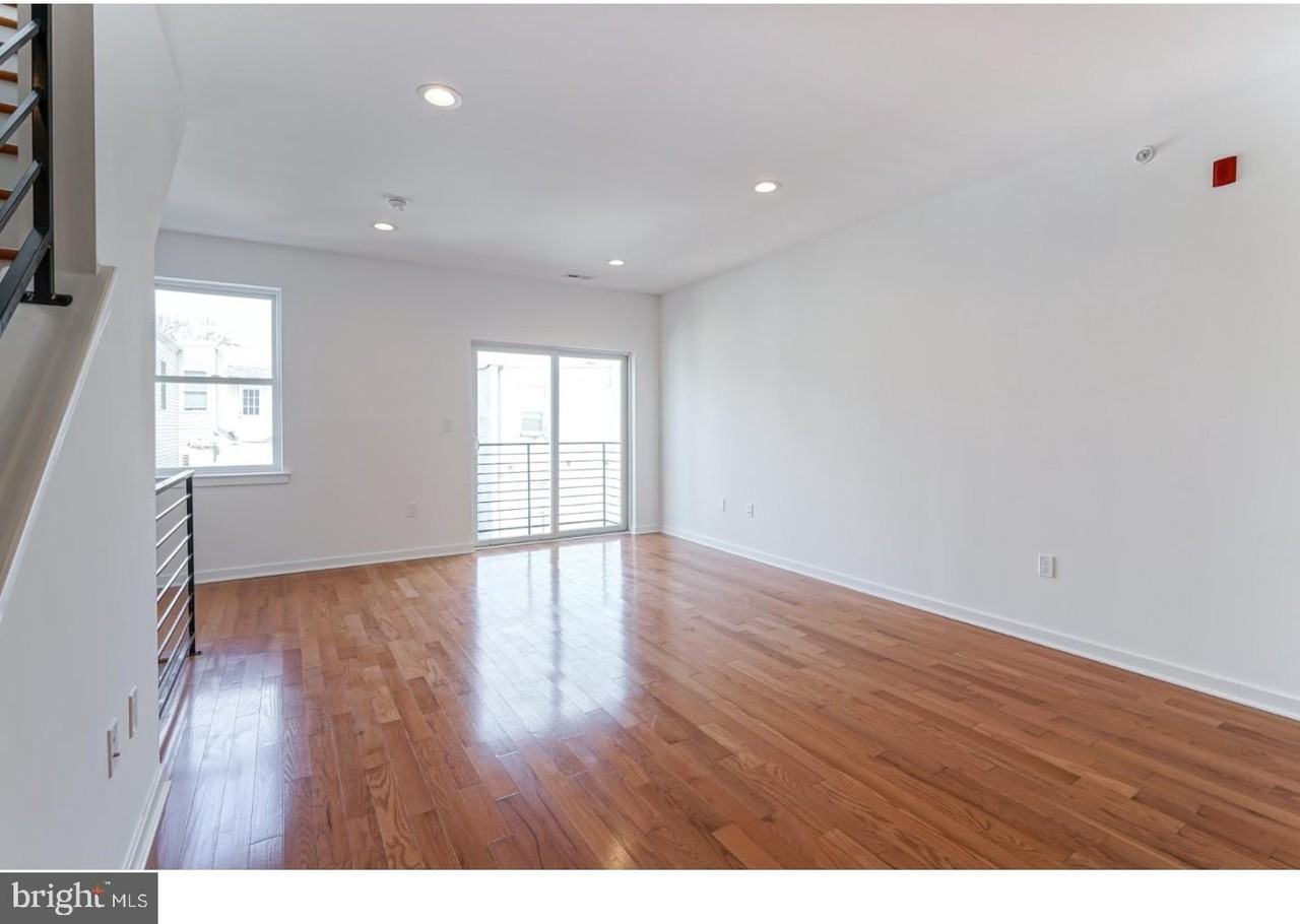 1629 Swain St Apt 3 - Photo 6 of 18