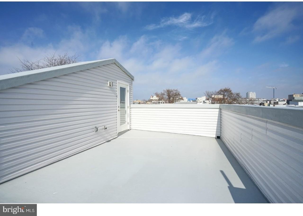 1629 Swain St Apt 3 - Photo 7 of 18