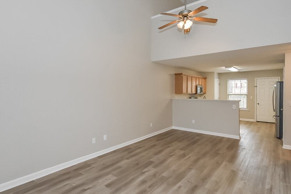 214 Ben Ln - Photo 4 of 17