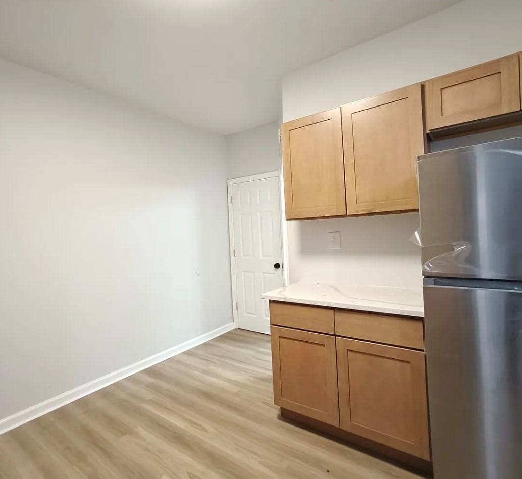 5415 Media St #1 - Photo 6 of 12