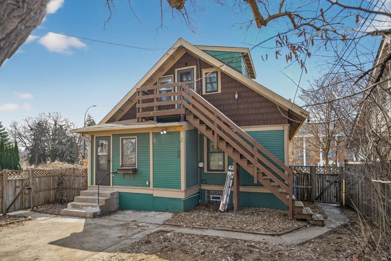 3553 Dupont Avenue South - Photo 3 of 5
