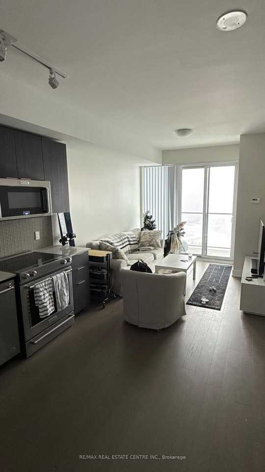 30 Shore Breeze Drive #3818 - Photo 4 of 7