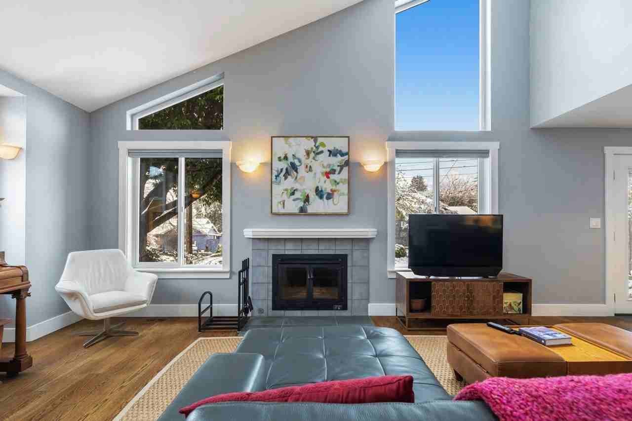 10433 67th Ave S #1507640P - Photo 7 of 47