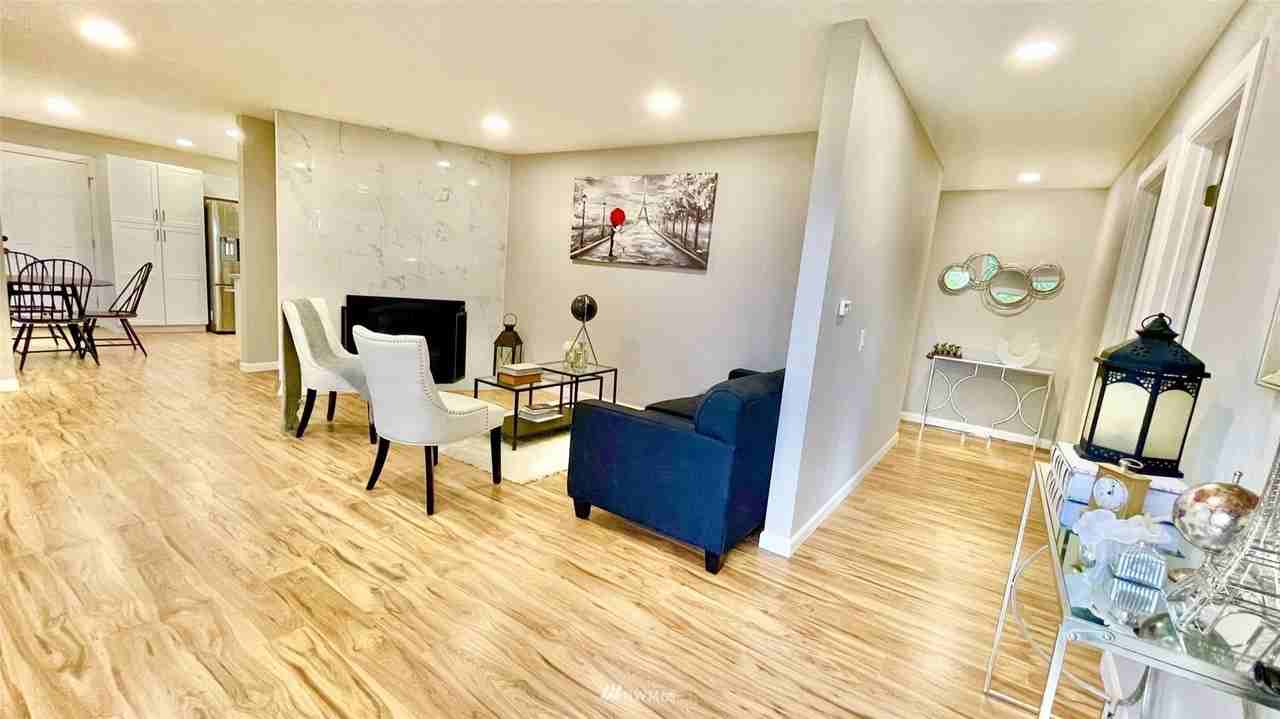 10417 Aqua Way S #1 - Photo 3 of 12