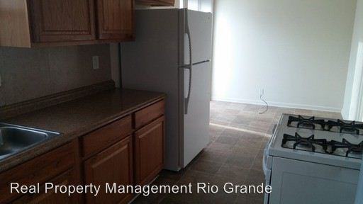 2626 Montclaire Dr NE - Photo 2 of 2