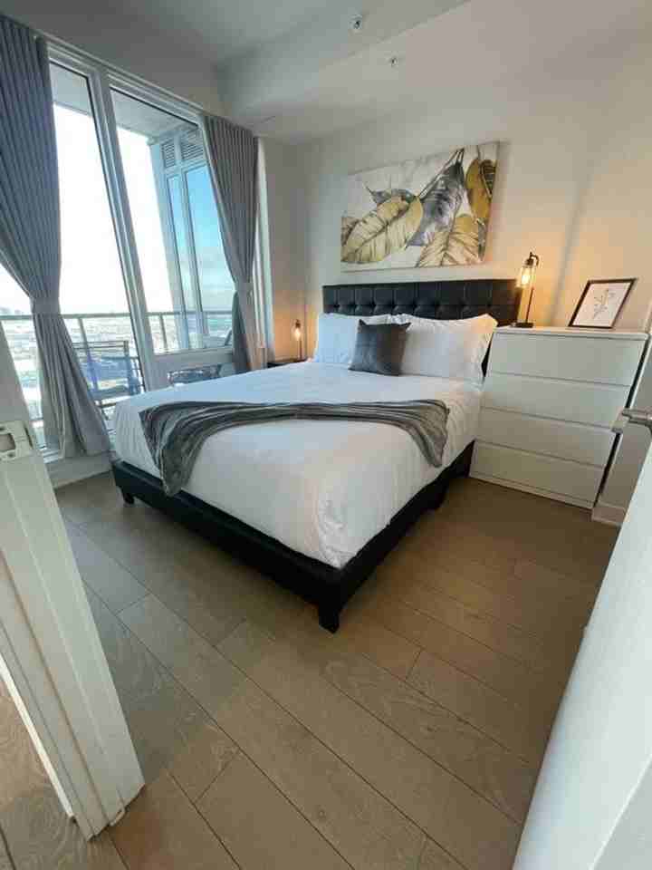 1275 Rue De La Montagne #1459286P - Photo 3 of 50