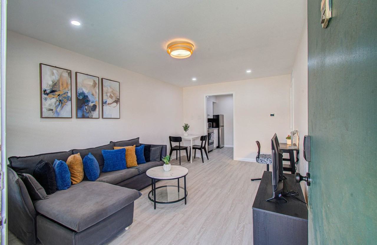 845 Augusta Dr #1471729P - Photo 2 of 23