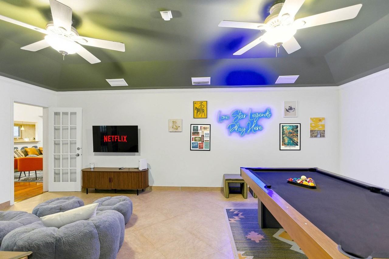 13303 Southwalk St #1471722P - Photo 4 of 50