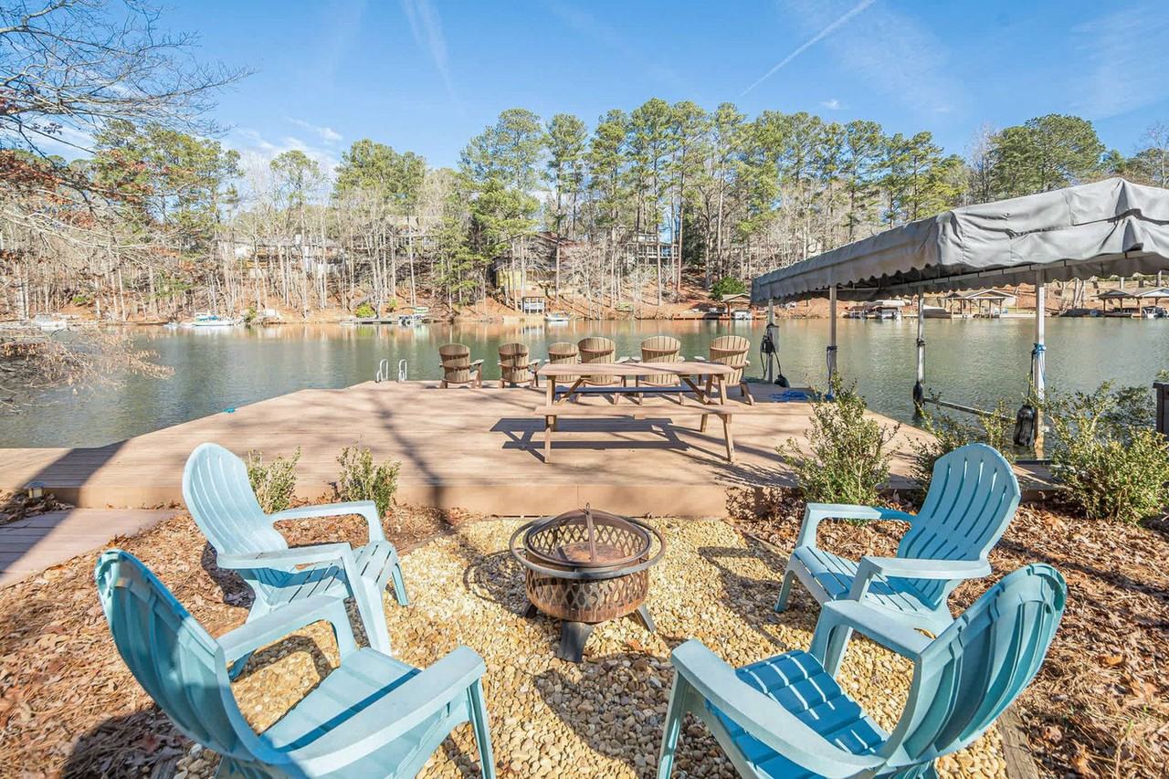 117 Lakeview Cir #1490995P - Photo 4 of 46