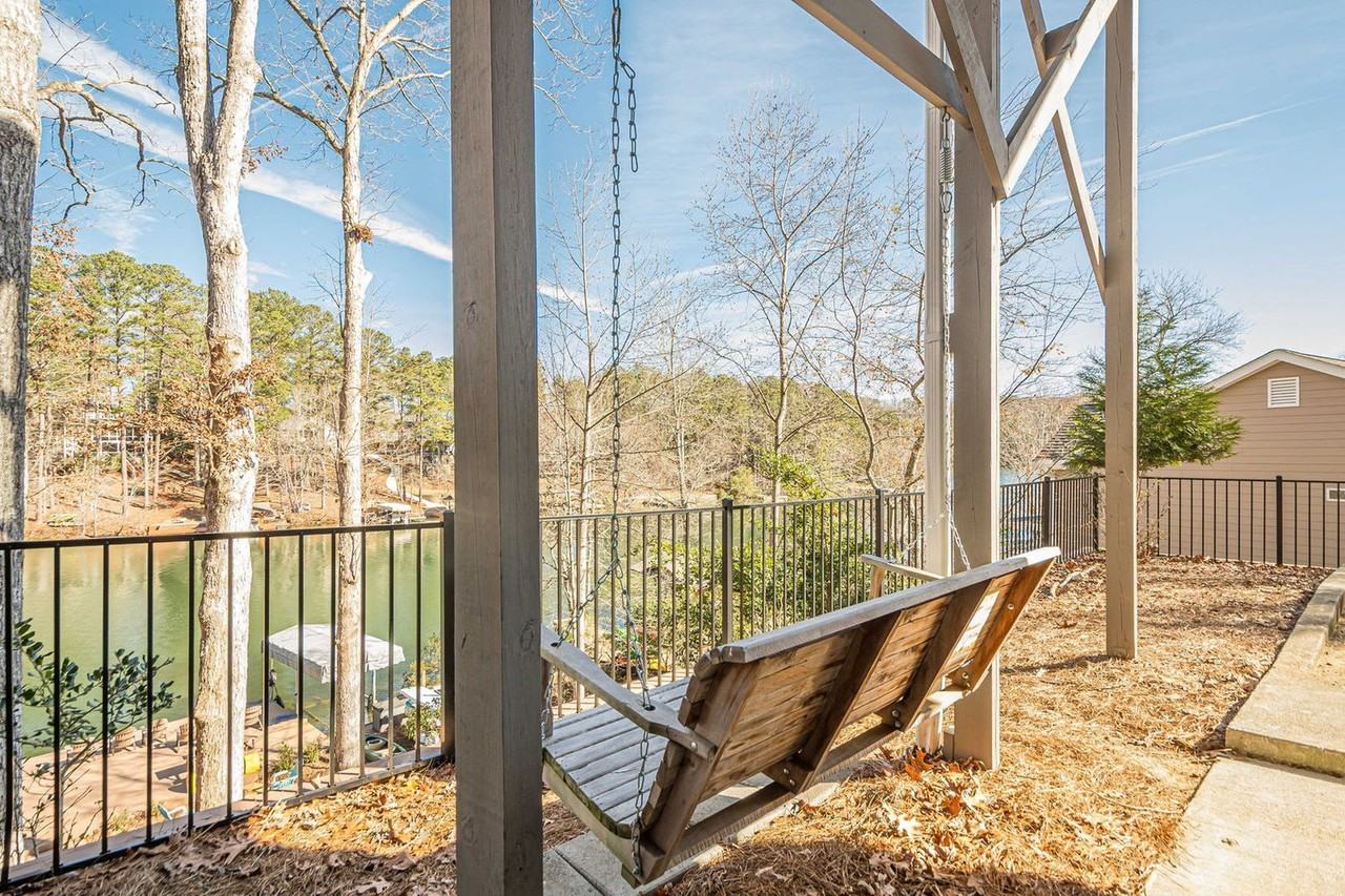 117 Lakeview Cir #1490995P - Photo 5 of 46