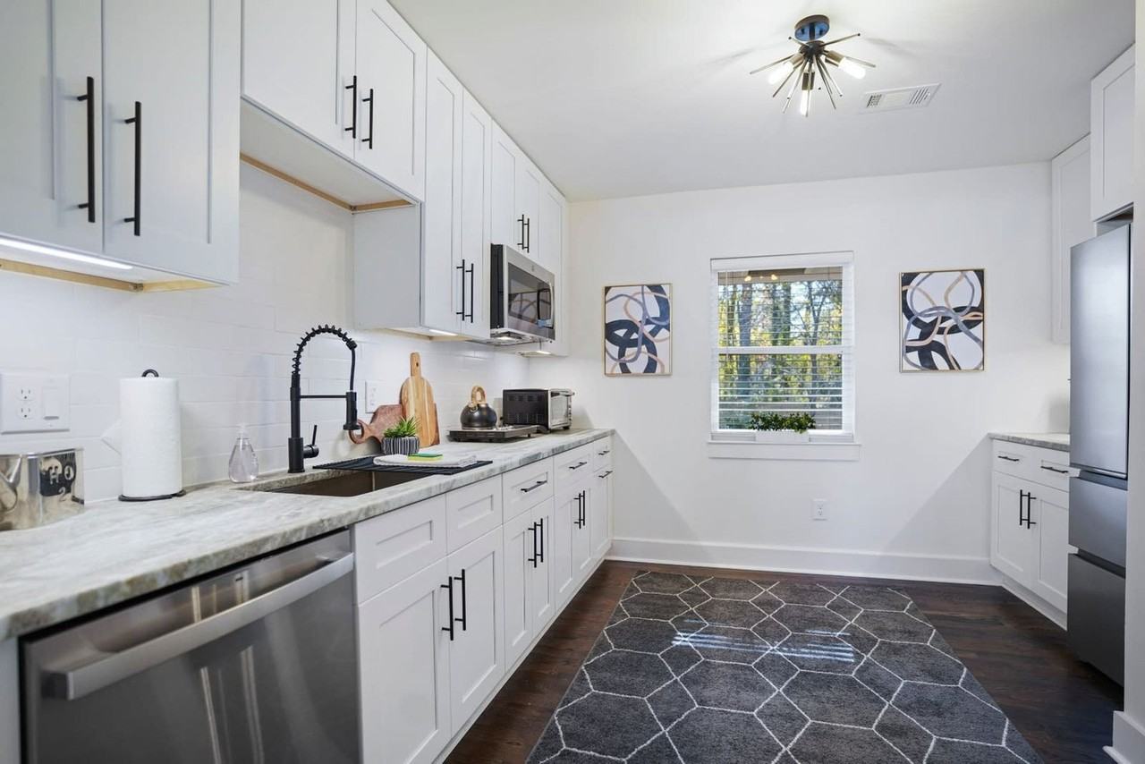 2234 Edgemore Dr Se #1475254P - Photo 6 of 27