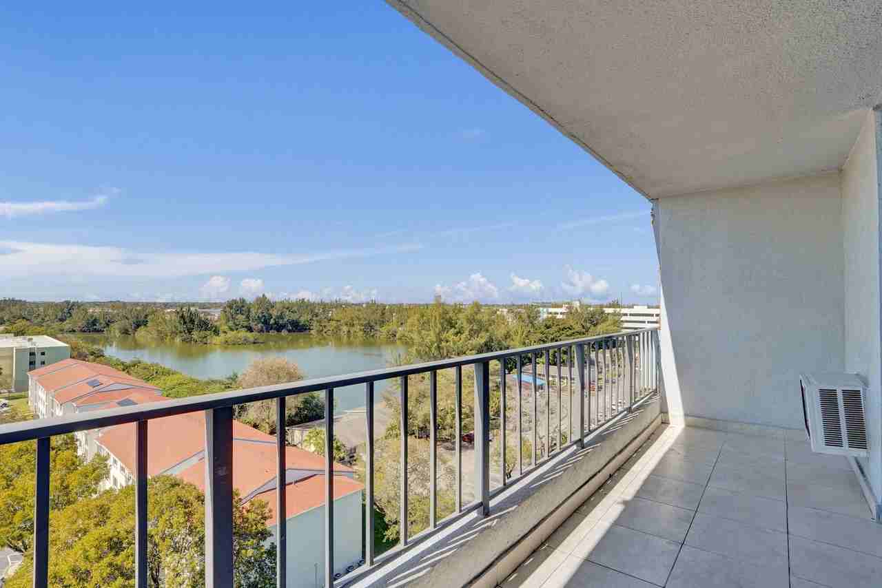 777 Nw 155th Ln #1504057P - Photo 5 of 28