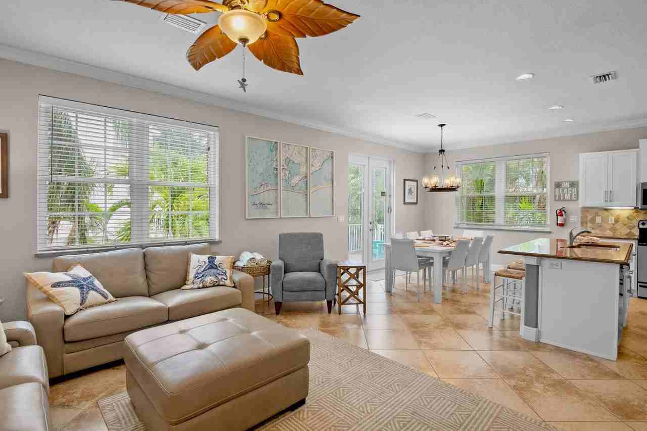 145 50th St #1504767P - Photo 2 of 38