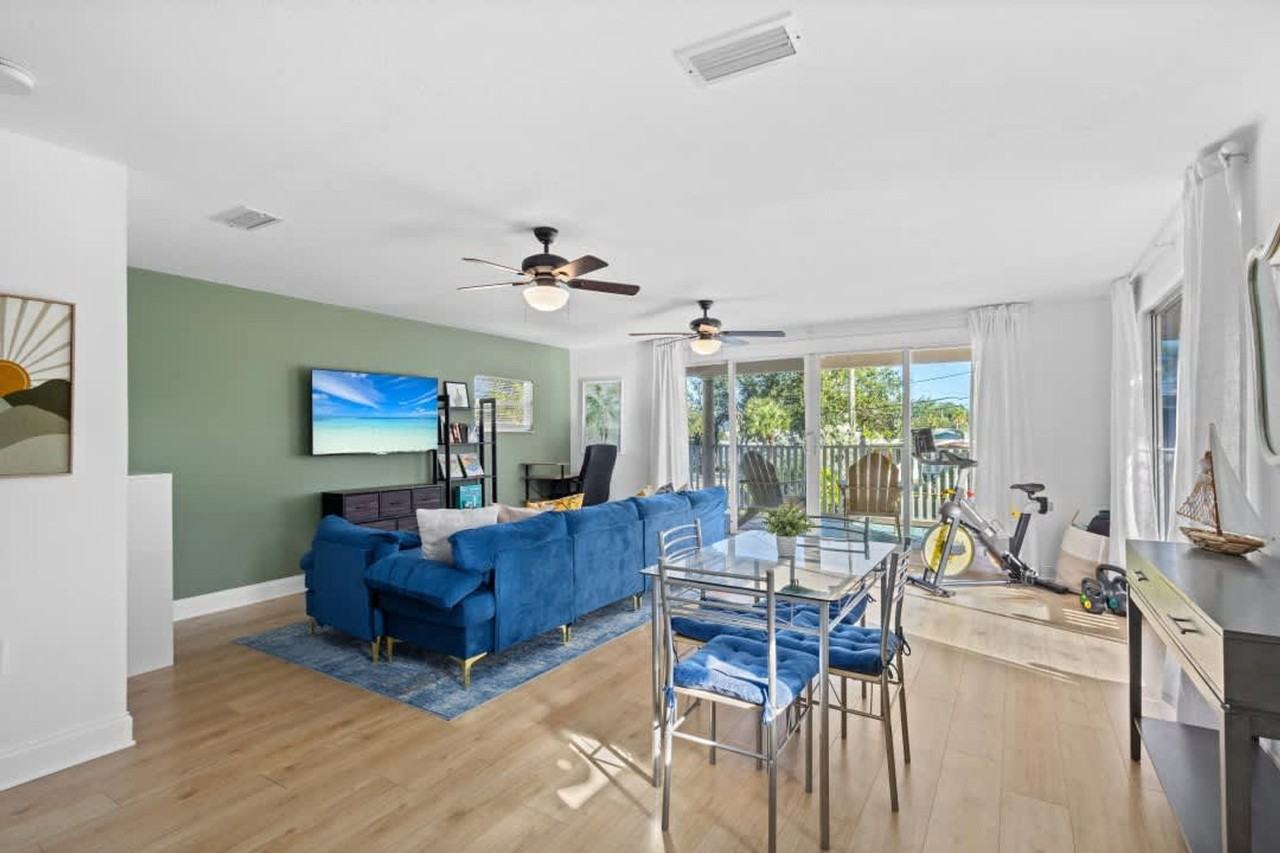 311 16th Ave #1507236P - Photo 3 of 22