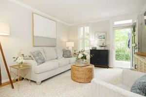 featured image of 19 Morris St