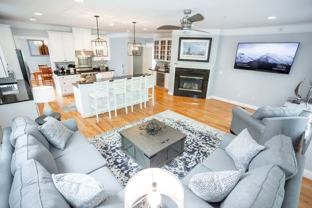 701 Monterey Ave - Photo 1 of 1