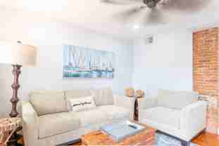 102 Charles St - Photo 1 of 1