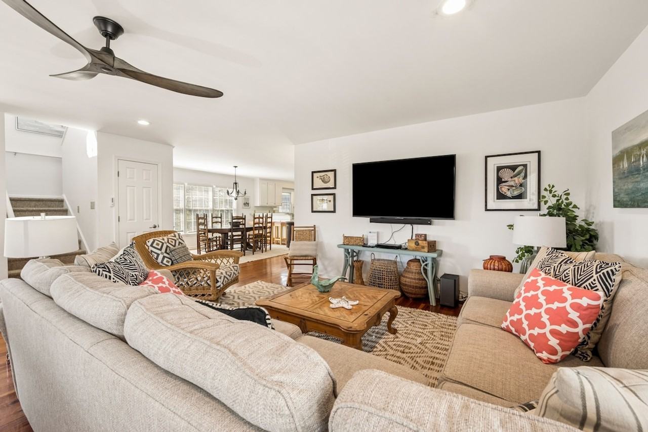 227 Atlantic Ave #1507762P - Photo 4 of 36