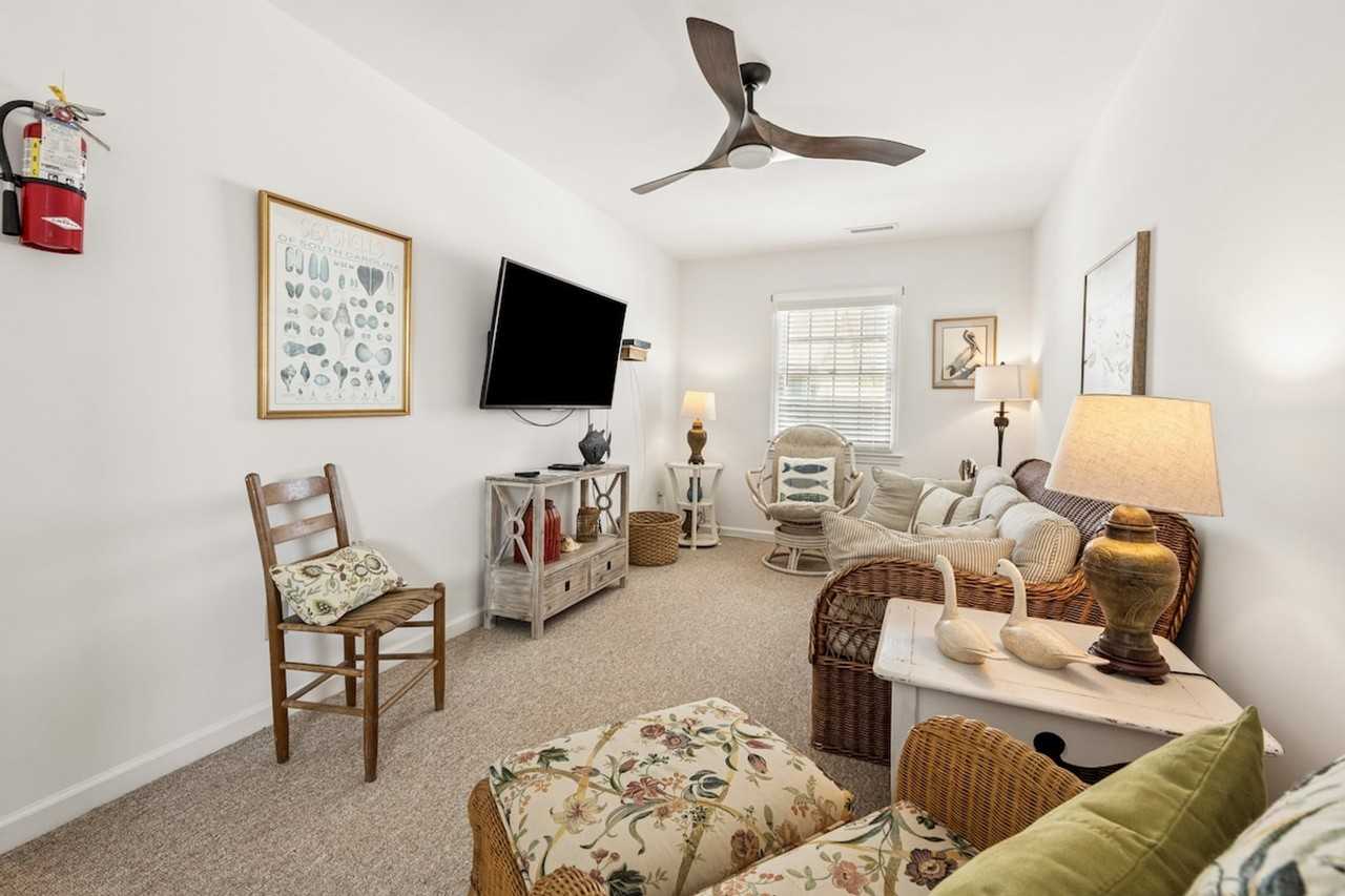 227 Atlantic Ave #1507762P - Photo 5 of 36