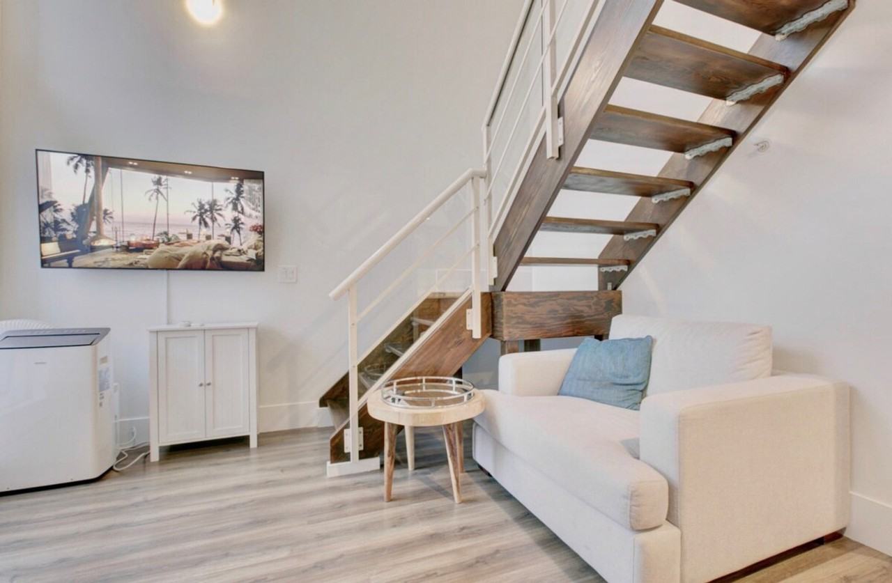 933 Seymour St #1508867P - Photo 6 of 29