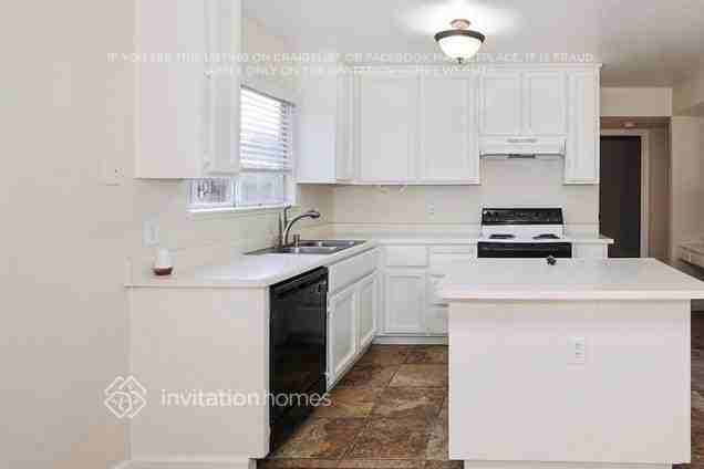 3509 Rancho Rio Way - Photo 5 of 11