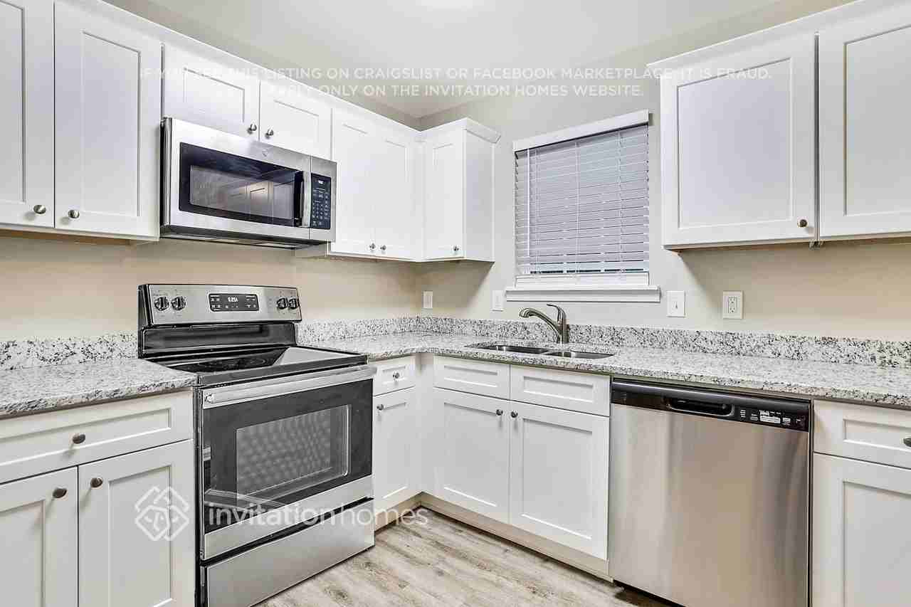 6556 Willow Ln - Photo 6 of 28