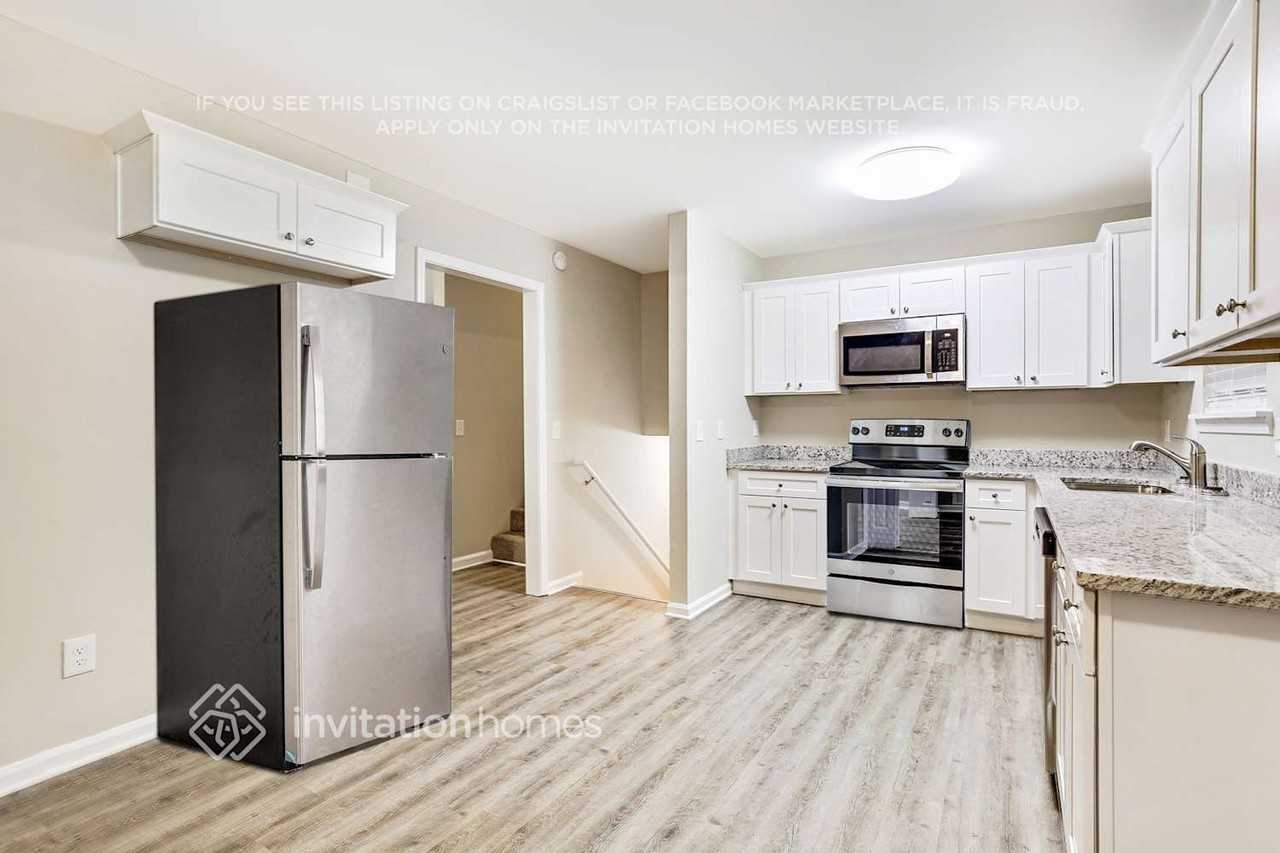 6556 Willow Ln - Photo 7 of 28