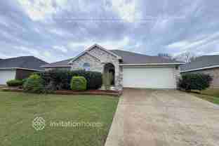 108 Post Oak Dr - Photo 1 of 1