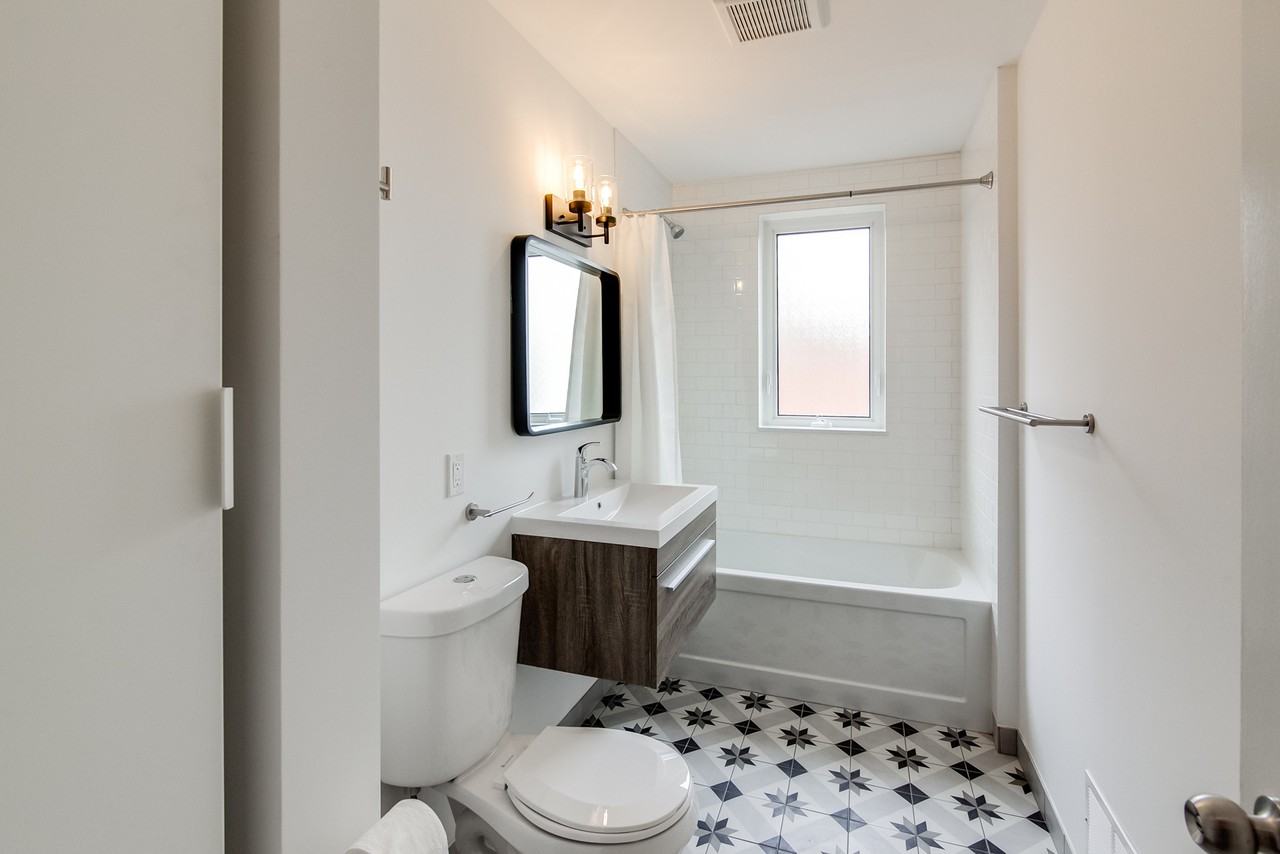 Keele St & Eglinton Ave W ##1 - Photo 5 of 12