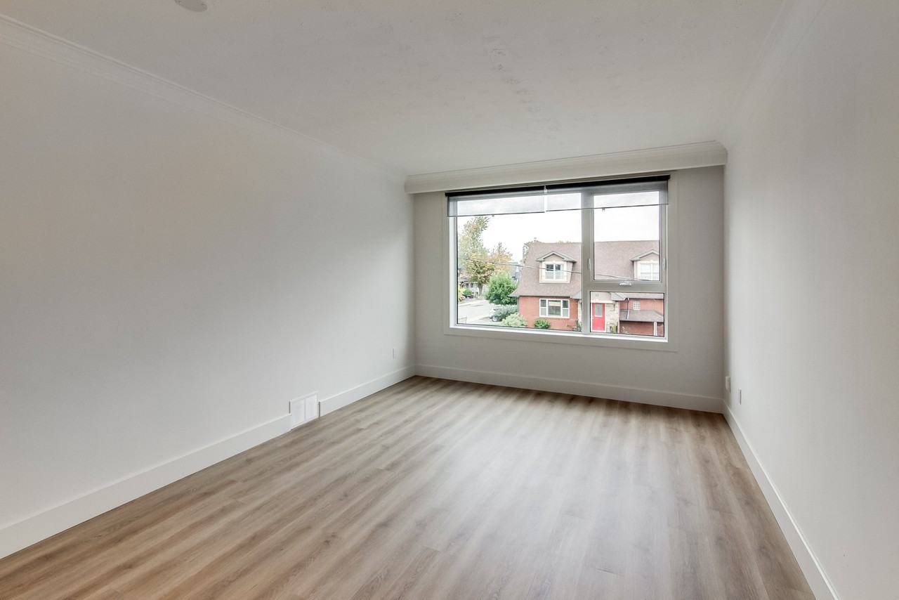 Keele St & Eglinton Ave W ##1 - Photo 3 of 12