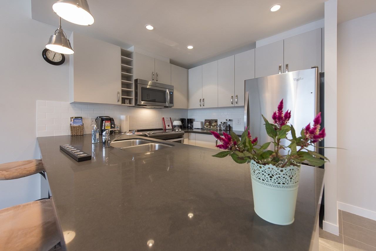 215 West 1st Street #204 - Photo 6 of 15