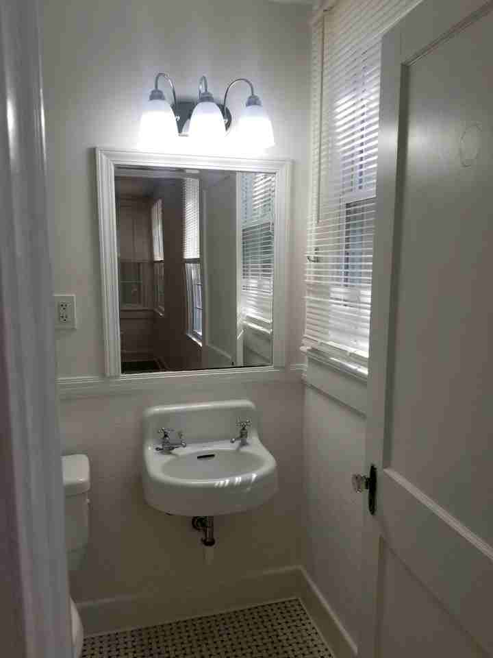 119 Griffin Dr #4 - Photo 4 of 19