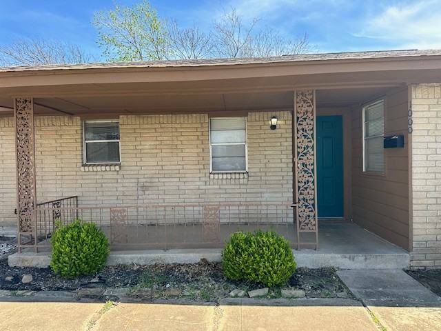 1000 South Howard Avenue - Photo 2 of 18