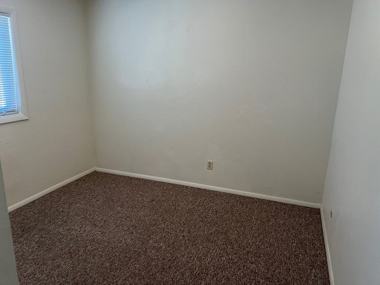 336 S Fenway St #1 - Photo 6 of 12