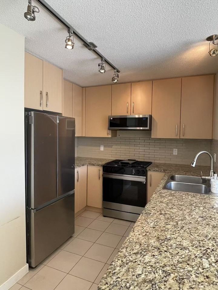 5000 Kwantlen Street - Photo 2 of 12