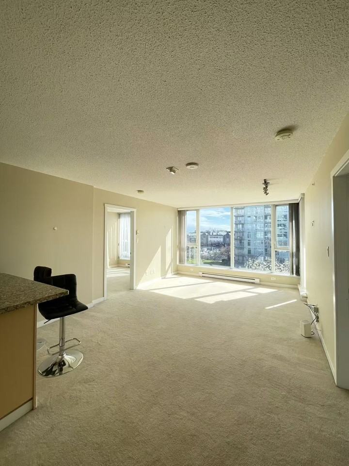 5000 Kwantlen Street - Photo 4 of 12