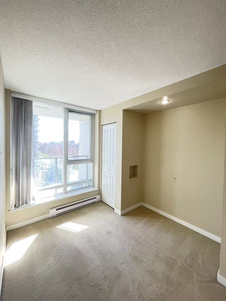 5000 Kwantlen Street - Photo 6 of 12