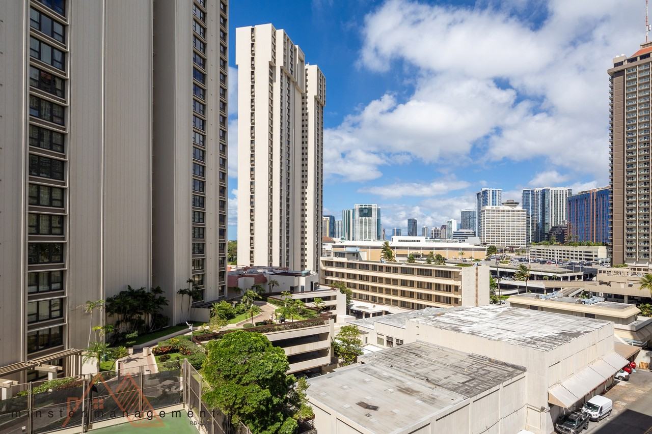 905 419A Atkinson Drive #905 - Photo 5 of 17