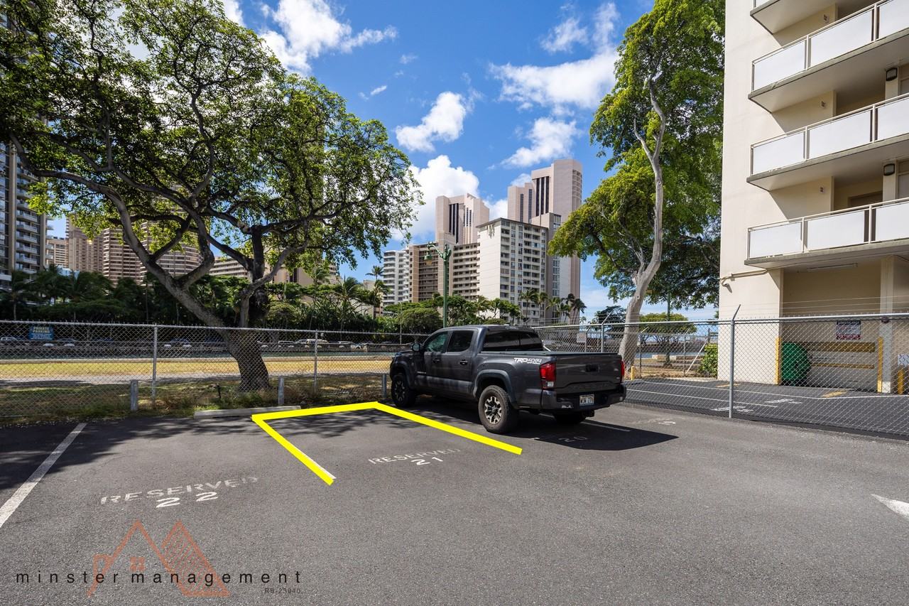 905 419A Atkinson Drive #905 - Photo 2 of 17