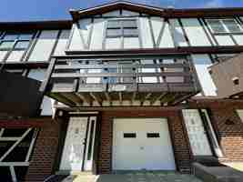 featured image of 1317 Perry Ave #1