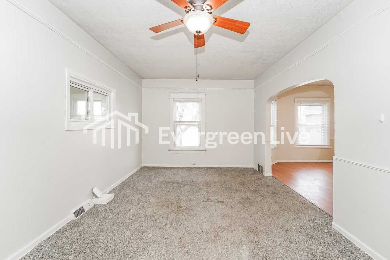 2909 7th St Nw - Photo 3 of 15